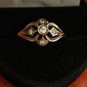 Dimond Ring Vintage style with Diamonds 14k solid Gold “arch”